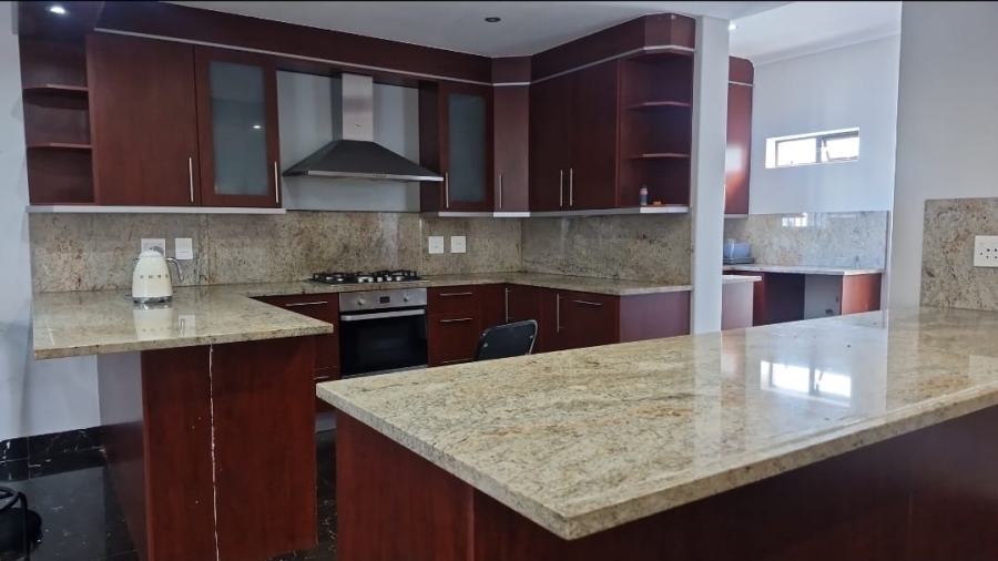 4 Bedroom Property for Sale in Parklands North Western Cape